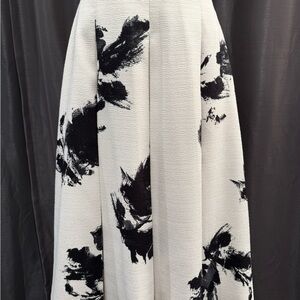 White House Black Market Black and White A-Line Skirt